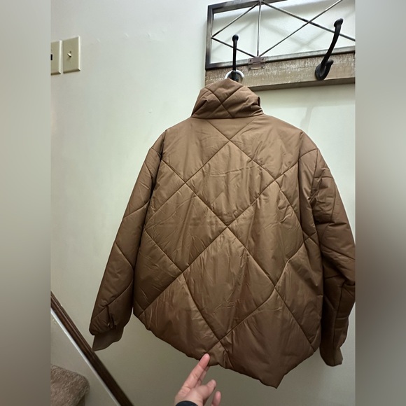 NWT a.n.a Women's Packable Down Puffer Jacket M - Picture 6 of 8